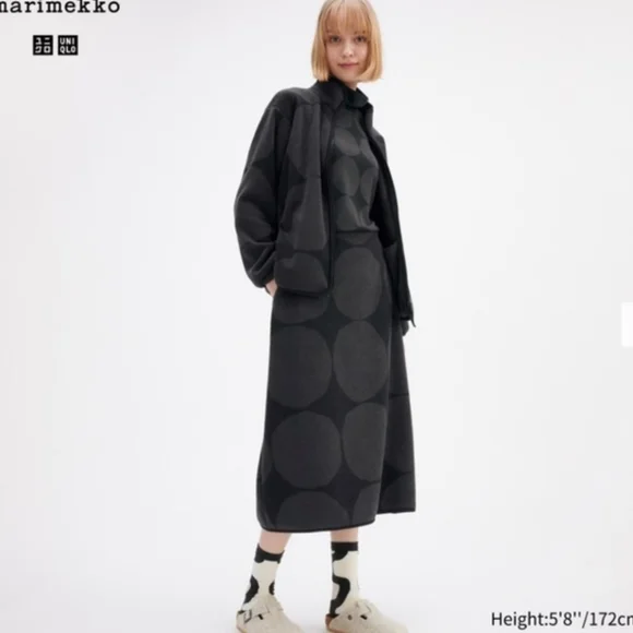 Uniqlo X Marimekko Black and Dark Gray Oversized Dot Skirt - Picture 1 of 7